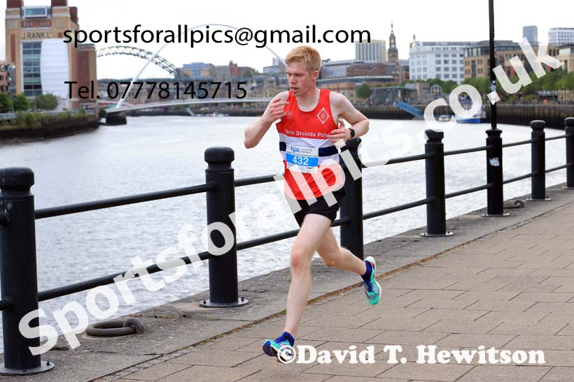 Bridges of the Tyne 5 Mile Road Race, Newcastle Quayside.  Photo: David T. Hewitson/Sports for All Pics